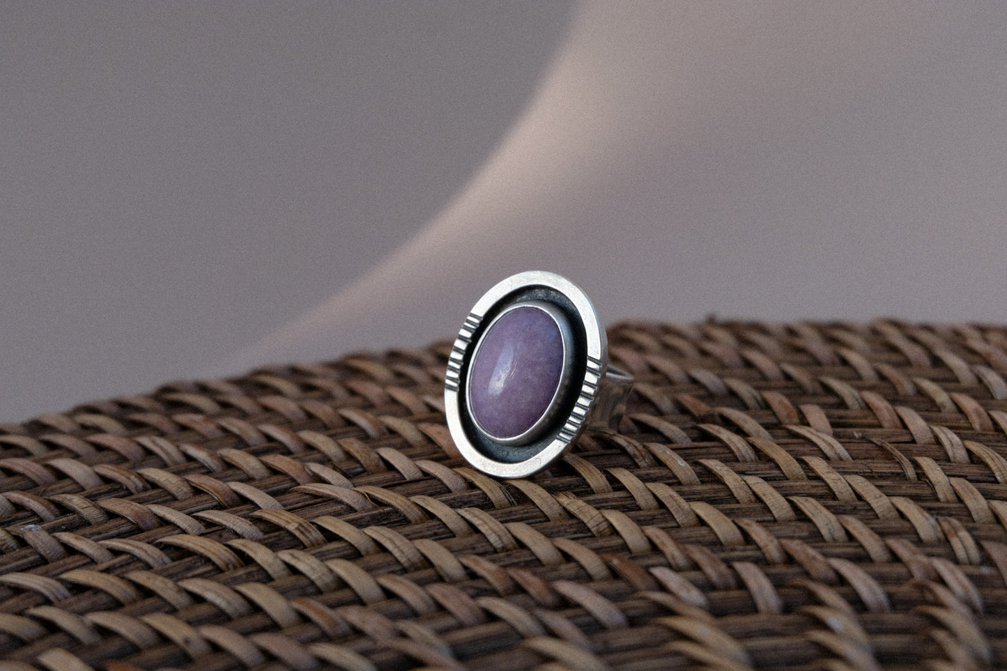 Chalcedony Statement Ring || 8