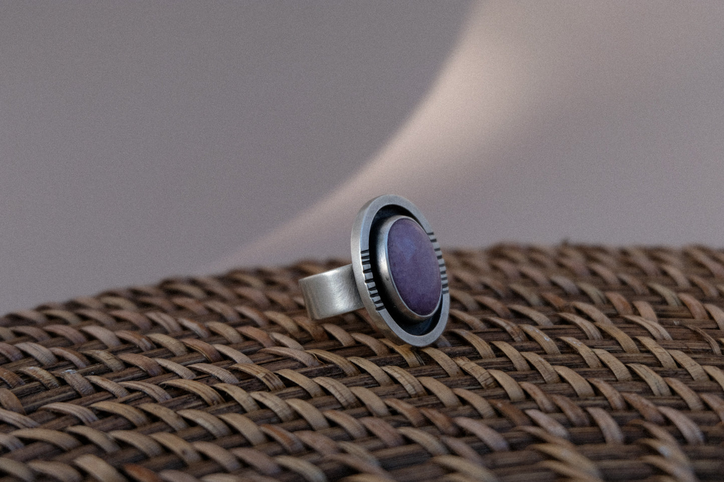 Chalcedony Statement Ring || 8