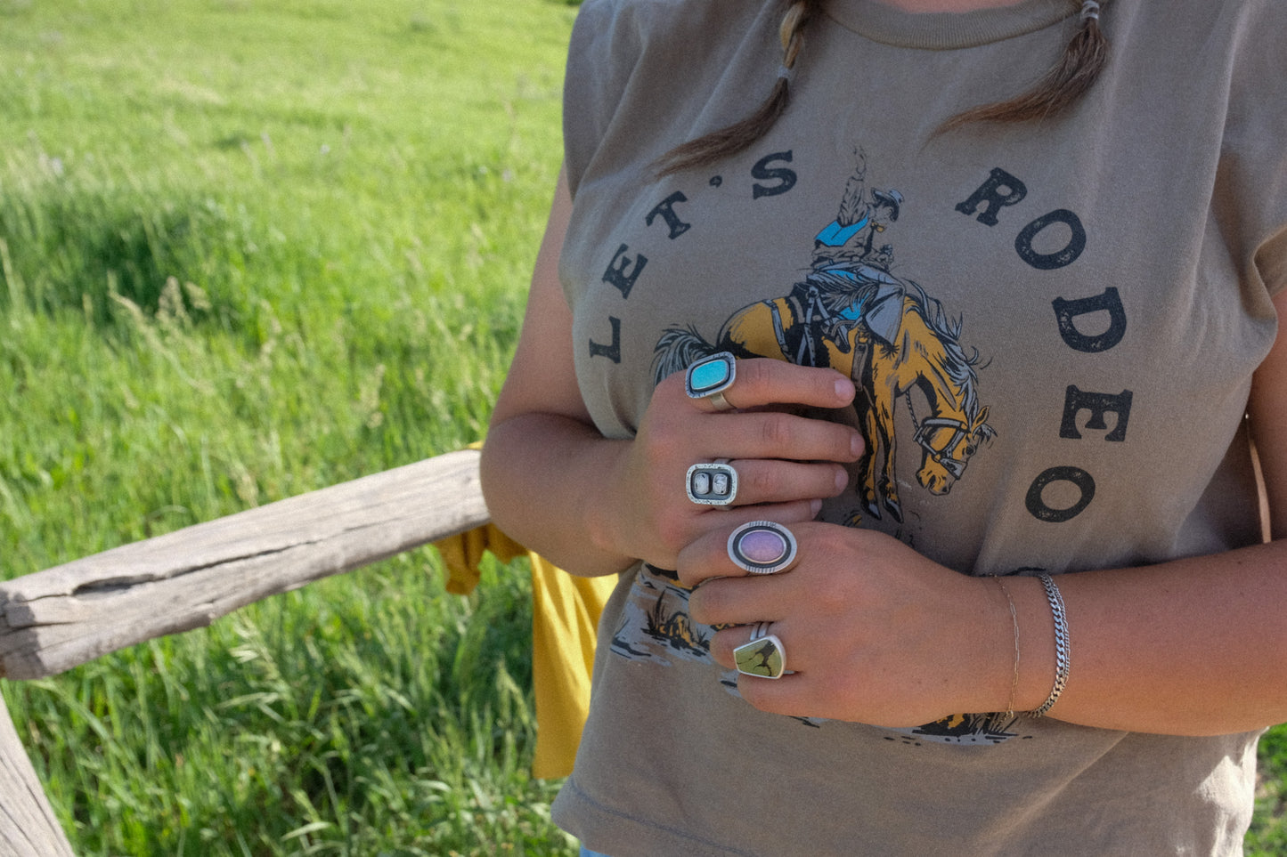 White Buffalo Twin Ring || 7.5