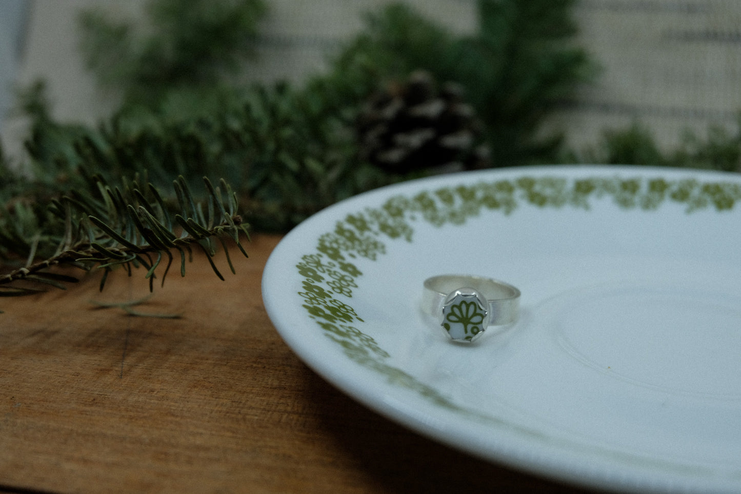 Crazy Daisy Ring #3 || Size 5.5