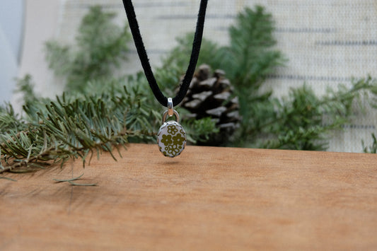 Vintage Corelle Charm #2 || Charm Only